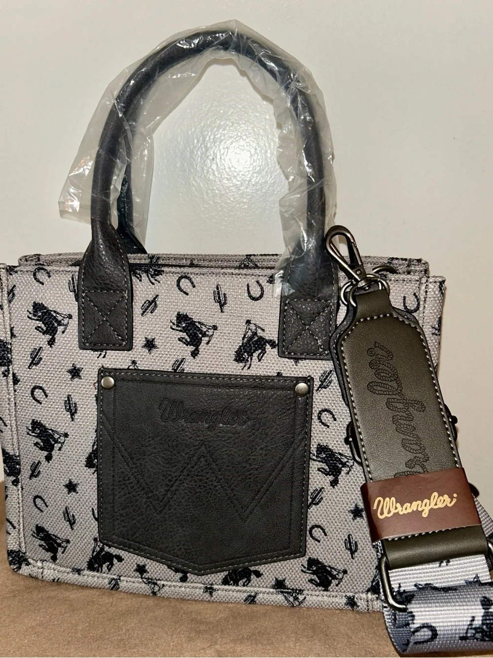 Wrangler Rodeo Print Mini Tote. NWT - Picture 2 of 7